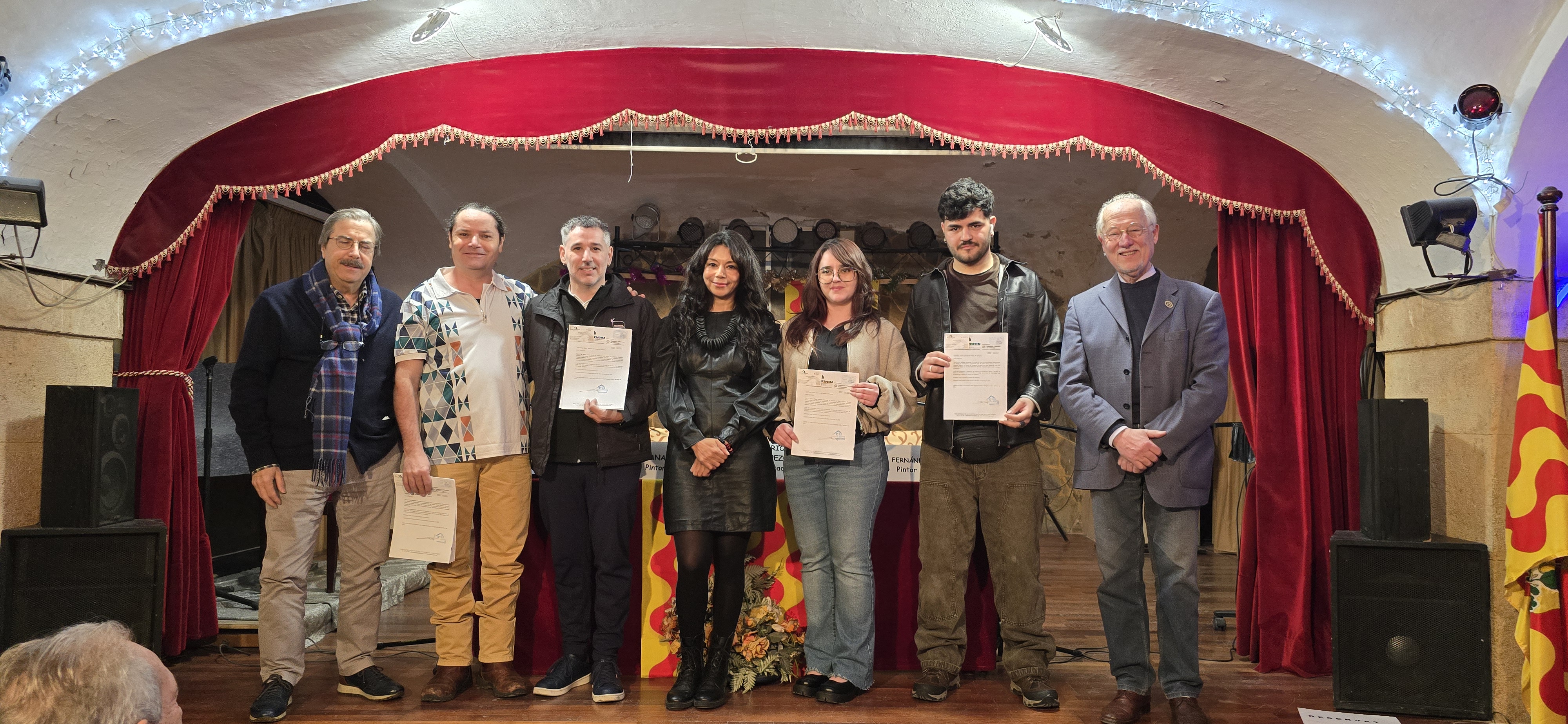 FORMACIONES IKA y COACH IKA CON EL PROYECTO SOCIAL APOYANDO AL ARTE Y A LOS ARTITAS COLOMBIANOS EN LA EXPOSICION EN ATENEU DE TARRAGONA
